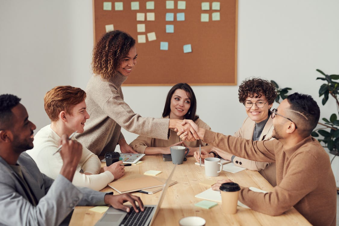 Virtual leisure team